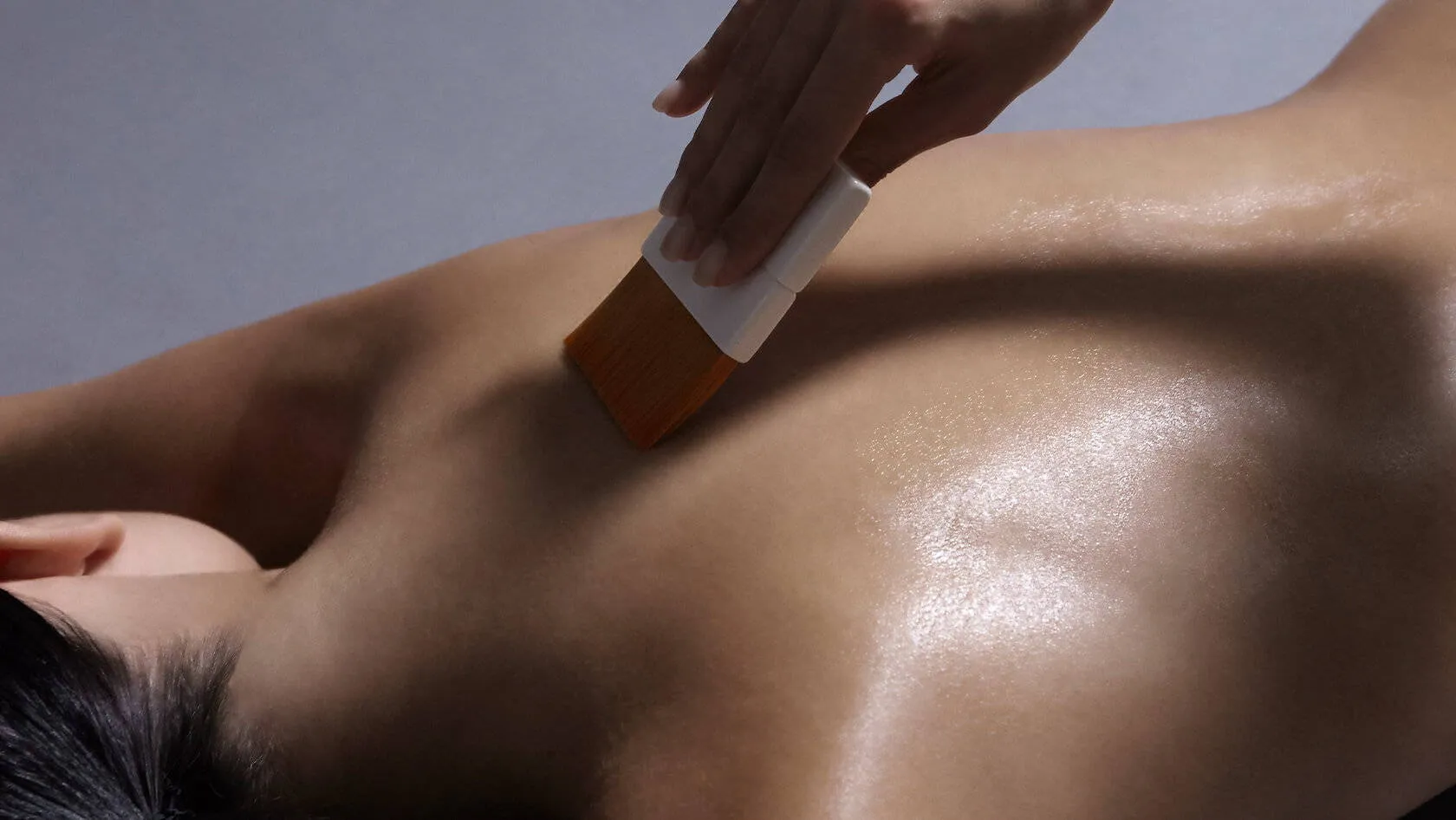 КОРОЛЕВСКИЙ РИТУАЛ ДЛЯ ЛИЦА И ТЕЛА TRANQUILLITY™